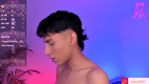 Alejandro Gonzalez online show from 12/16/25, 03:33