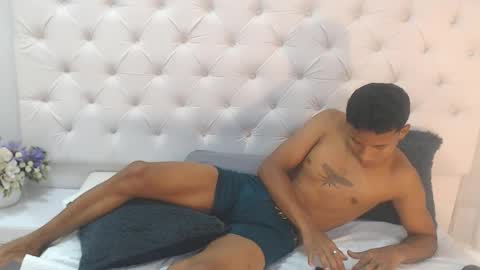 keiner_vasquez online show from 09/09/25, 07:24