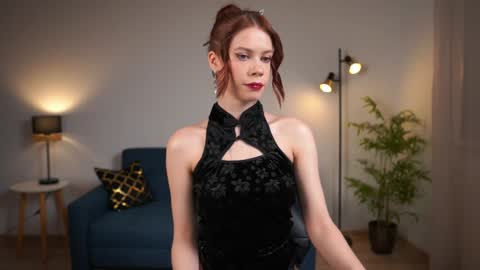 keira_knight online show from 01/10/25, 09:42