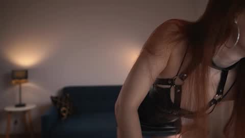 keira_knight online show from 09/20/25, 11:17