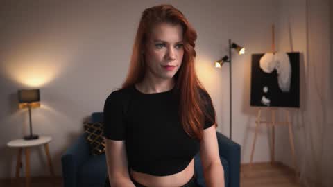 keira_knight online show from 10/04/25, 10:08