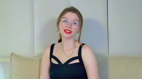Keira online show from 01/17/25, 04:06