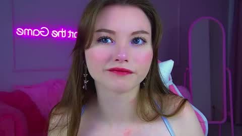 Keira online show from 11/11/25, 06:19