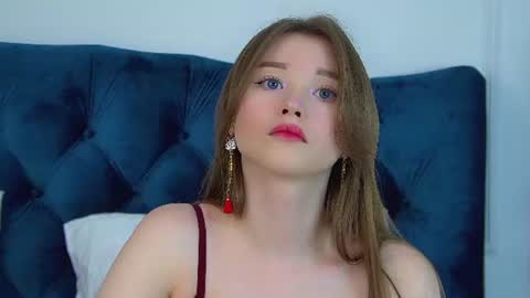 Keira online show from 06/11/26, 06:28