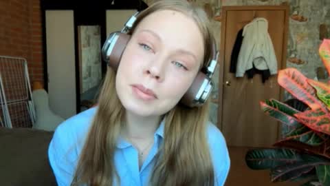 Kally online show from 09/12/25, 07:08