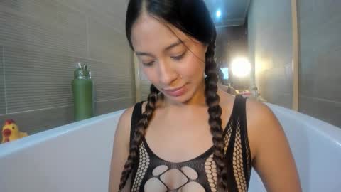 keiry_gonzalez23_aws online show from 09/14/25, 01:27