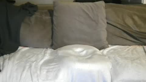 Snapshot of keiser1771 chatting on 10/30/25, 08:27 keiser1771 online show from 10/30/25, 08:27