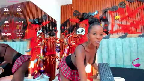 Snapshot of keisha_collins_ chatting on 10/27/25, 11:25 Keisha online show from 10/27/25, 11:25