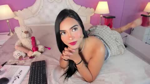 Snapshot of keisycamer chatting on 02/21/26, 11:55 keisy Girl online show from 02/21/26, 11:55
