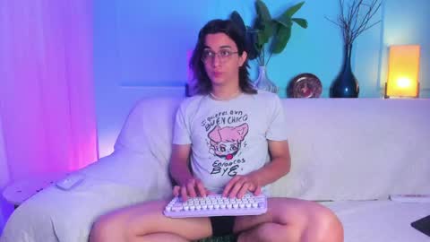 Keita moon online show from 05/18/26, 12:00