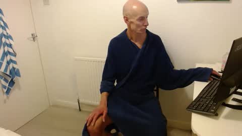 Keith online show from 11/13/25, 07:46