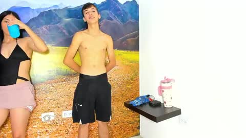 Snapshot of keity_sex20 chatting on 06/04/26, 10:05 VALENTINA-18 NIKOLAI-19 -SEBAS-19 online show from 06/04/26, 10:05