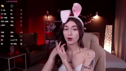 Rina online show from 10/23/25, 07:40