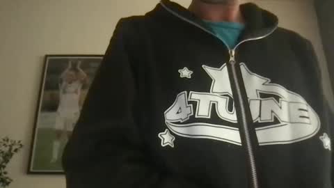 kelkun2828 online show from 09/25/25, 08:23