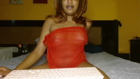 Snapshot of kelliecapri chatting on 10/21/25, 07:14 Kellie online show from 10/21/25, 07:14