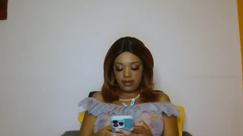 Snapshot of kelliecapri chatting on 10/29/25, 06:59 Kellie online show from 10/29/25, 06:59