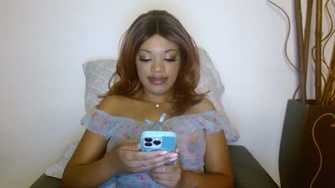 Snapshot of kelliecapri chatting on 11/29/25, 06:16 Kellie online show from 11/29/25, 06:16