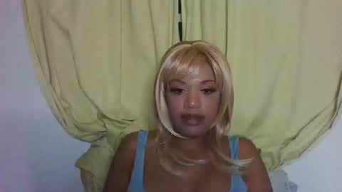 Snapshot of kelliecapri chatting on 02/03/26, 06:22 Kellie online show from 02/03/26, 06:22