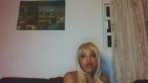 Snapshot of kelliecapri chatting on 03/03/26, 07:03 Kellie online show from 03/03/26, 07:03