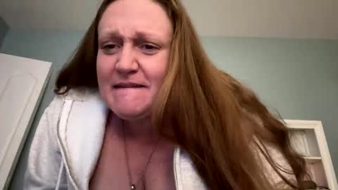 kellilyn10 online show from 04/16/26, 01:39