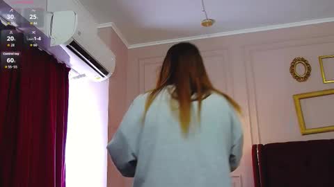 Kelly online show from 10/17/25, 09:23