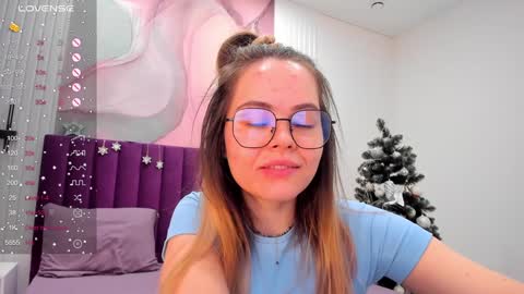Kelly online show from 12/19/24, 06:01