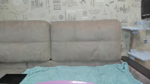 kelly_gerzikaaa online show from 12/04/25, 08:23