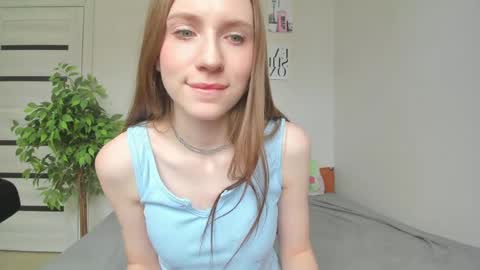 kelly_gerzikaaa online show from 05/17/26, 04:21