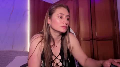 Snapshot of kelly_gracee chatting on 05/11/26, 04:04 Kelly online show from 05/11/26, 04:04