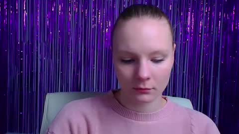 Kelly online show from 09/27/25, 05:23