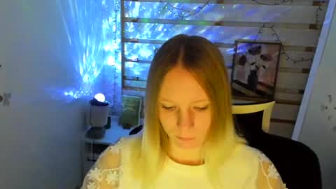 Kelly online show from 10/23/25, 07:07