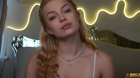 Kelly online show from 11/08/25, 05:29