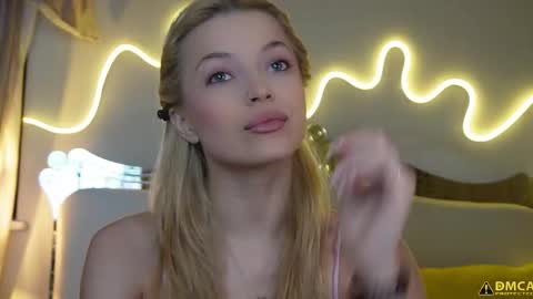 Kelly online show from 11/23/25, 05:18