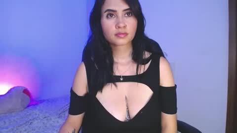 elena online show from 12/10/24, 12:17