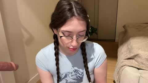 Kelly online show from 04/08/26, 06:19
