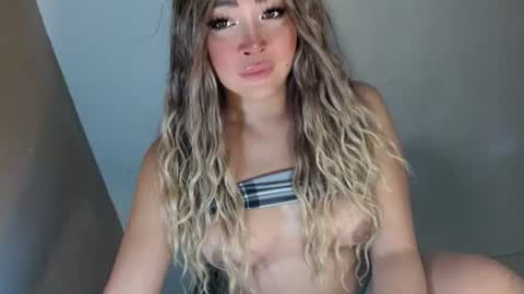 its me KELLY online show from 07/27/26, 06:37