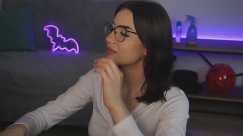 Kelly online show from 01/29/25, 06:07