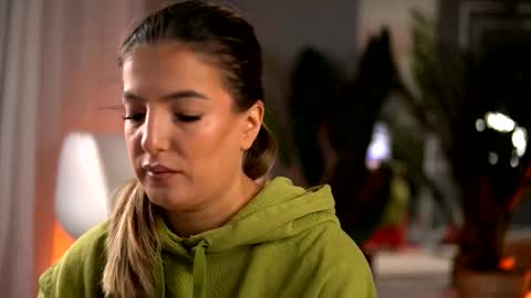 Denise online show from 10/28/25, 02:59