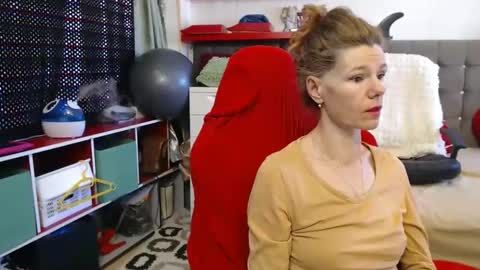 kelly online show from 01/10/25, 10:17