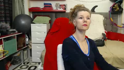 kelly online show from 01/13/25, 06:16