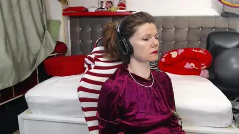 Snapshot of kellynumber chatting on 01/18/26, 05:39 kelly online show from 01/18/26, 05:39