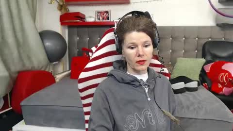 Snapshot of kellynumber chatting on 02/04/26, 06:25 kelly online show from 02/04/26, 06:25