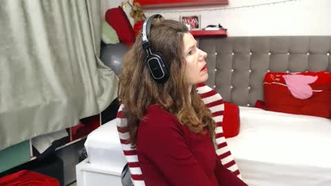 Snapshot of kellynumber chatting on 02/24/26, 02:37 kelly online show from 02/24/26, 02:37