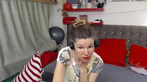 Snapshot of kellynumber chatting on 03/12/26, 07:25 kelly online show from 03/12/26, 07:25