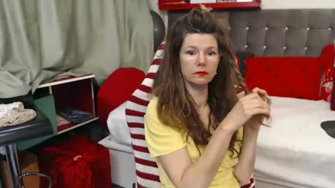 Snapshot of kellynumber chatting on 03/25/26, 01:55 kelly online show from 03/25/26, 01:55