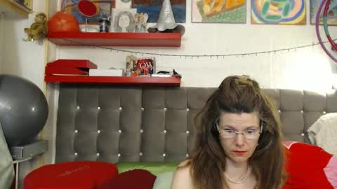 Snapshot of kellynumber chatting on 05/30/26, 12:41 kelly online show from 05/30/26, 12:41