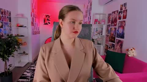 Snapshot of kellypoter chatting on 10/03/25, 09:50 kelly online show from 10/03/25, 09:50