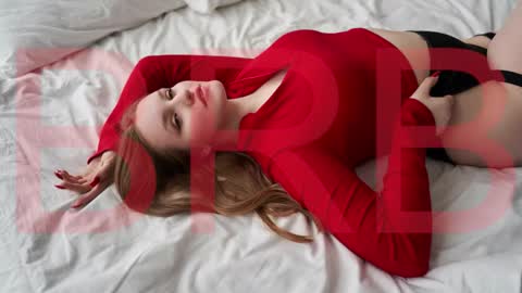 Snapshot of kellypoter chatting on 11/06/25, 11:11 kelly online show from 11/06/25, 11:11