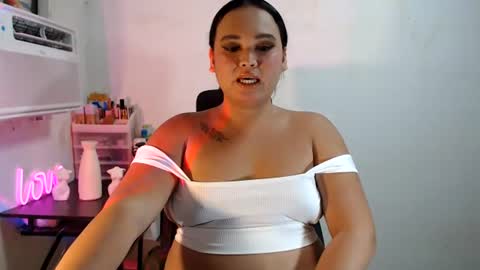 KELLY MCDOLEN online show from 07/28/26, 12:59