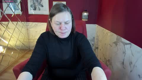 Kelly online show from 02/01/25, 01:41